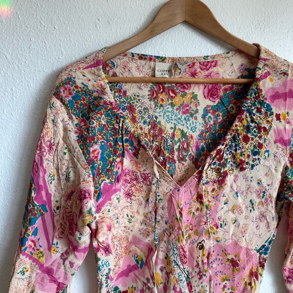 Copper Key Y2K Viscose Printed Peasant Blouse - Picture 8 of 11